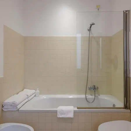 Vigoni 4 - Fabulous For 6 People Appartement *
